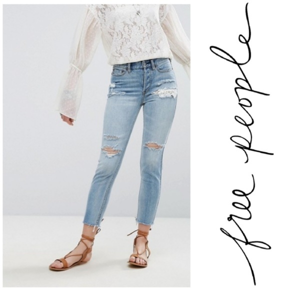 Free People Denim - Free People Lacey Stilt distressed crop jean 27